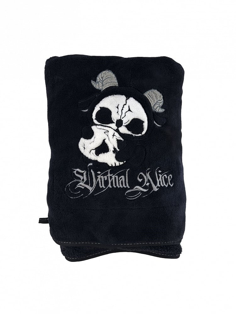 Gothic Grim White Reaper and Towel Bath Black