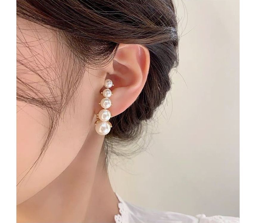 Alloy Pearl Faux Earring