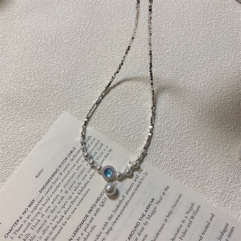 Faux Rhinestone Pendant Choker Alloy Pearl