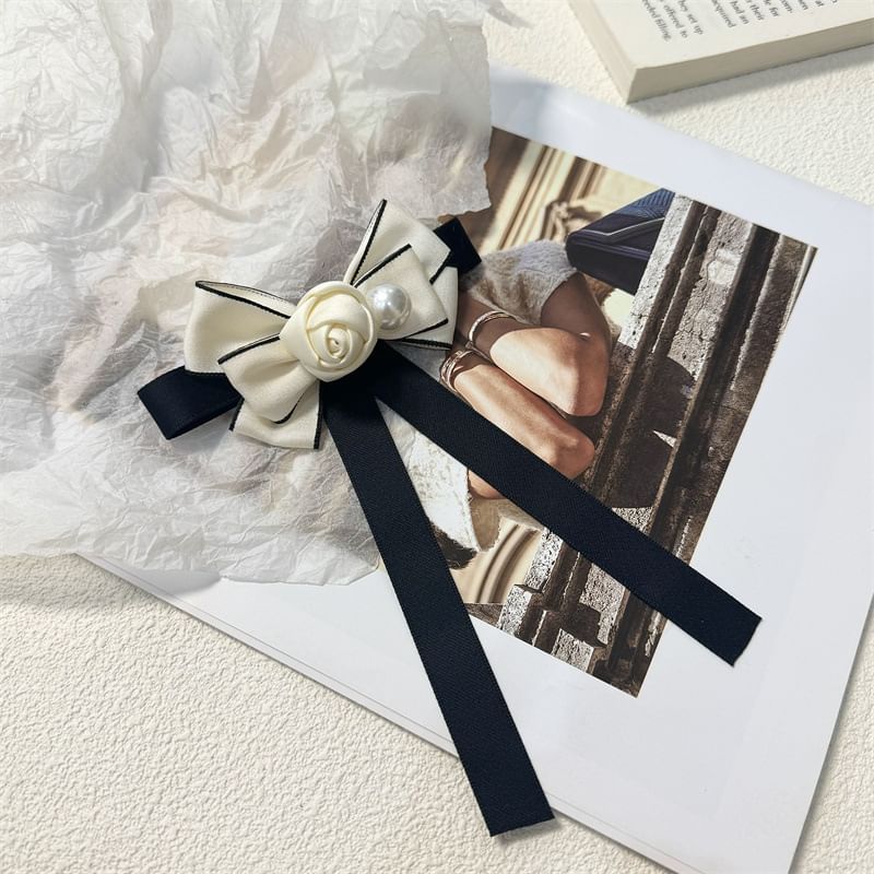 Bow Brooch Faux Pearl Rose