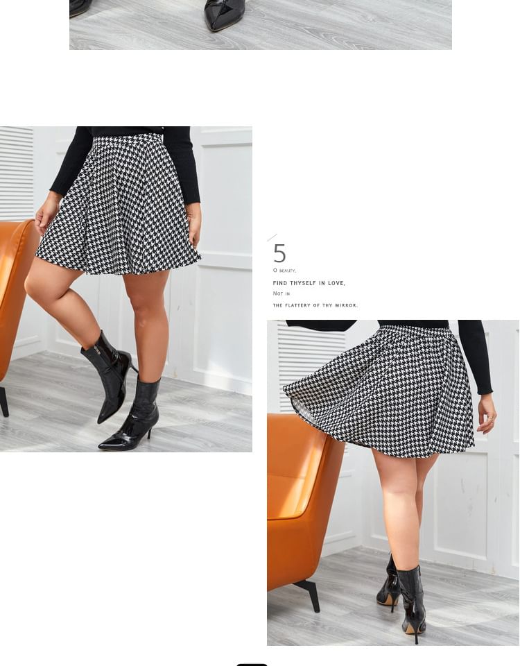 Houndstooth A-Line Mini Skirt with High Rise - Plus Size