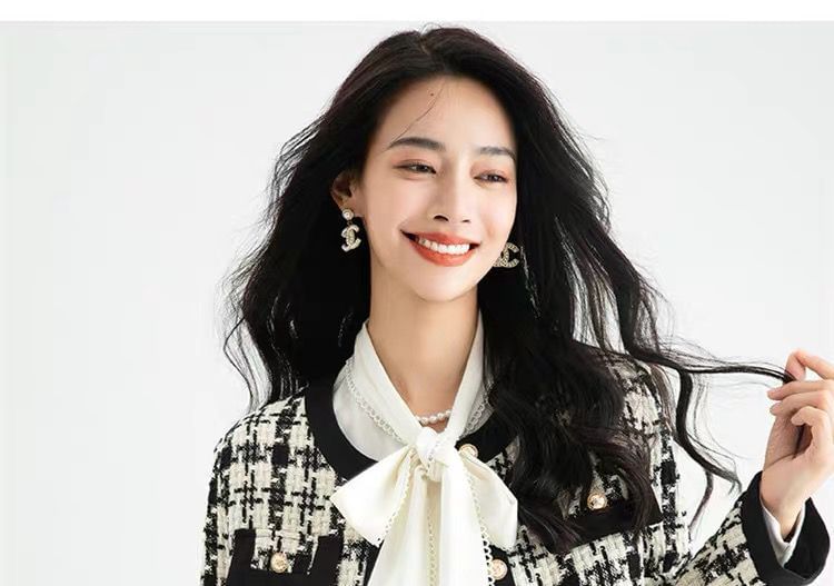 Round Neck Houndstooth Tweed Button Cropped Jacket