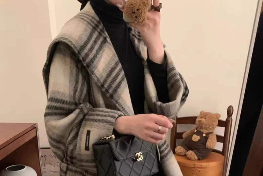 Lapel Collar Plaid Woolen Coat