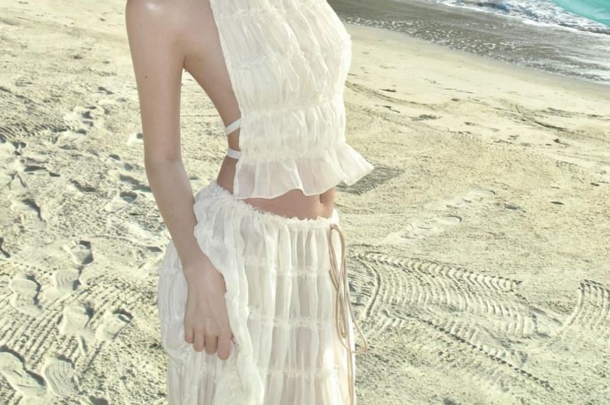 Maxi Cami Crop Set: Halter Plain A-Line + Top Rise High Skirt Neck