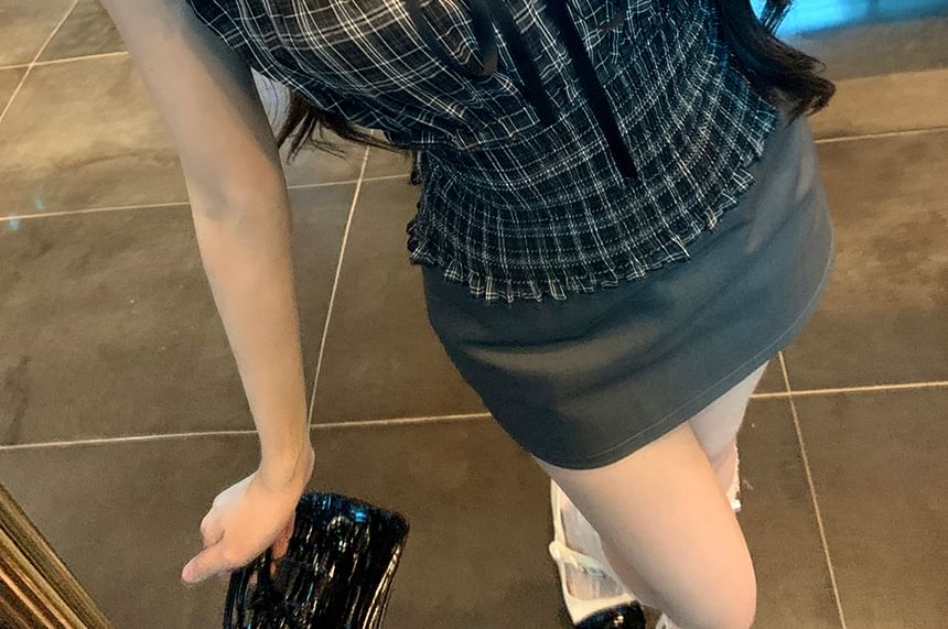 Bow Plaid Neck Shirred Top Short Sleeve Square