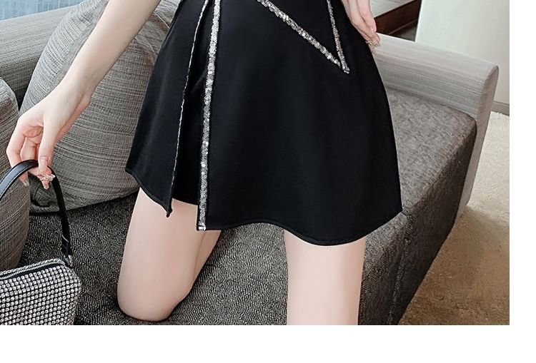 Lapel Collar Blouse + High Waist Sequin Contrast Skort Set