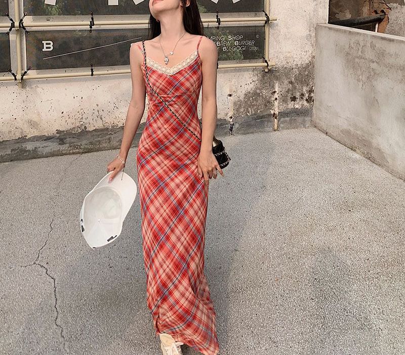 Spaghetti Strap V-Neck Plaid Lace Trim Midi A-Line Dress