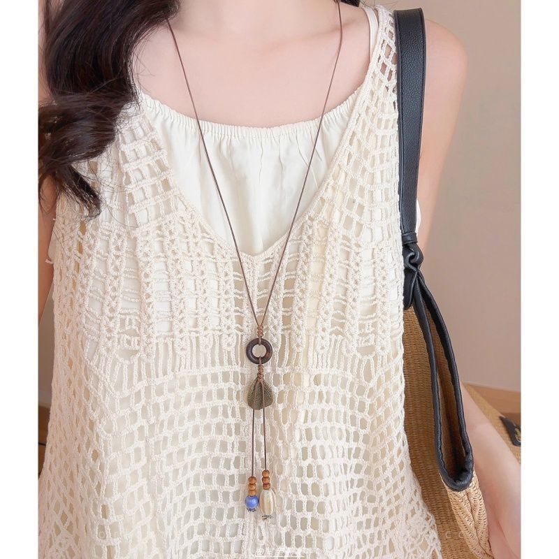 Pendant Hoop Cord Leaf Necklace