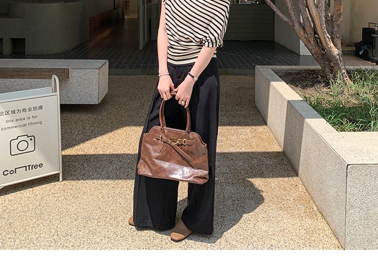 V-Neck Short-Sleeve Striped Top