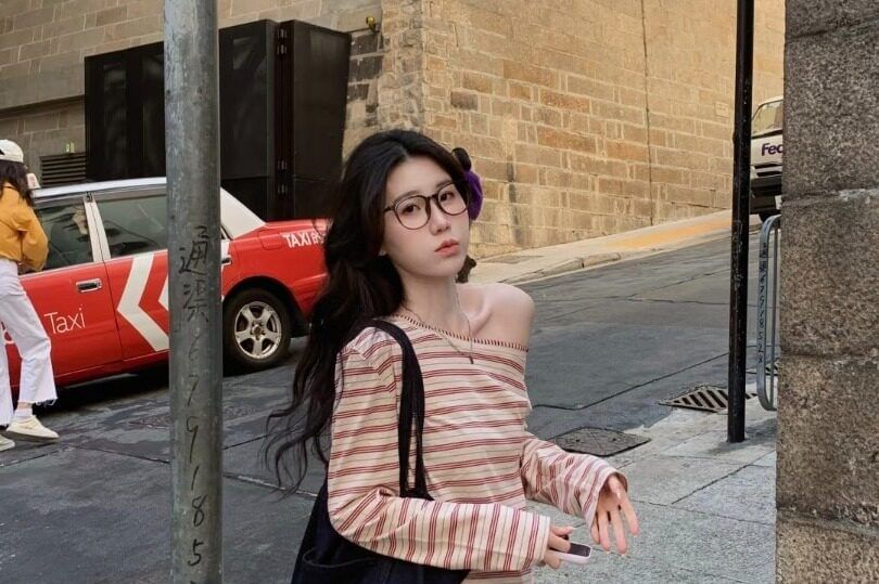 Contrast Stitch Striped One Shoulder Long Sleeve Top