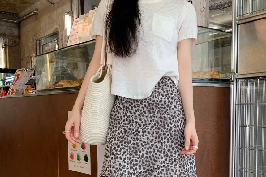 Mid Rise Leopard Print Midi A-Line Skirt