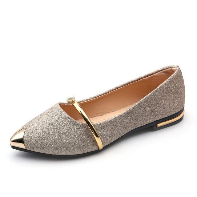 Pointy Metal Flats Accent