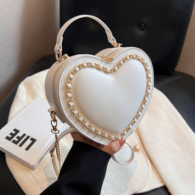 Crossbody Heart Chained Bag