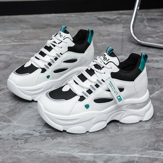 Lettering Sneakers Platform