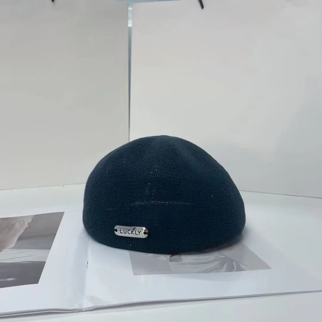 Beret Metal Plate Lettering Hat