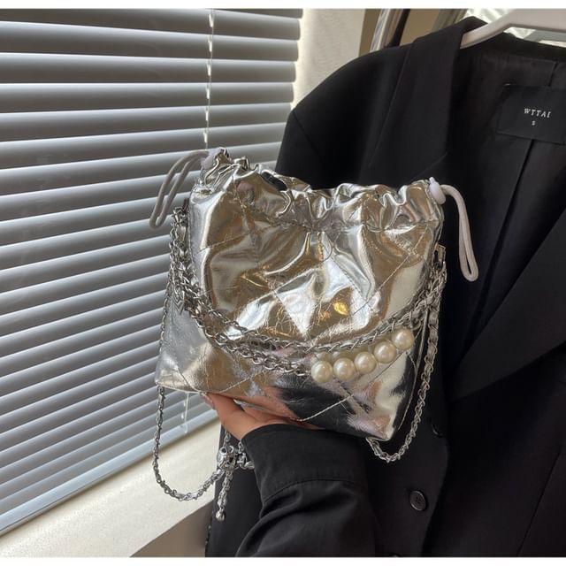 Bucket Quilted Strap Chain Bag