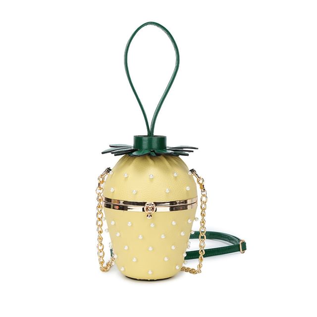 Bucket Chain Strap Strawberry Bag