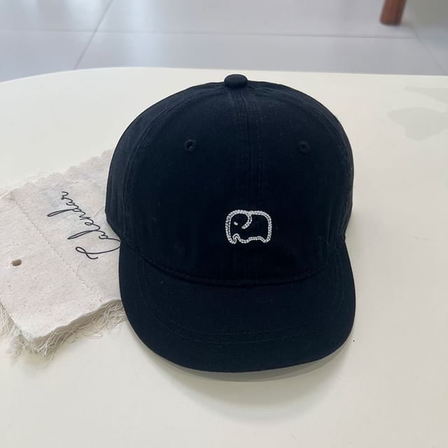 Elephant Brim Short Cap Embroidered