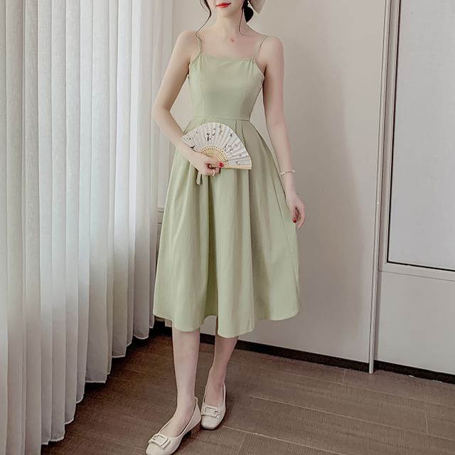 Puff-Sleeve Solid Light Jacket / Thin Strap Midi A-Line Dress