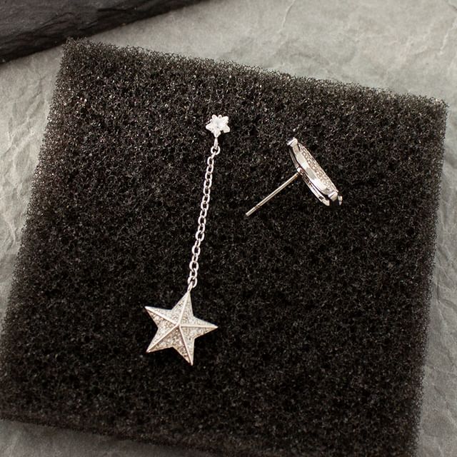 Moon Asymmetrical Star Dangle Alloy Earring