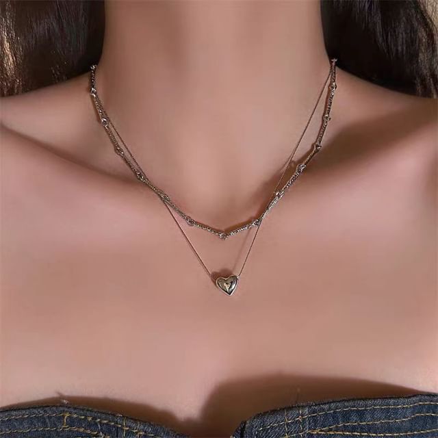 Moon Pendant Heart / Necklace