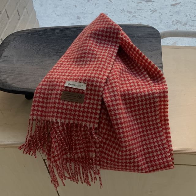 Applique Plaid Fringed Scarf Trim
