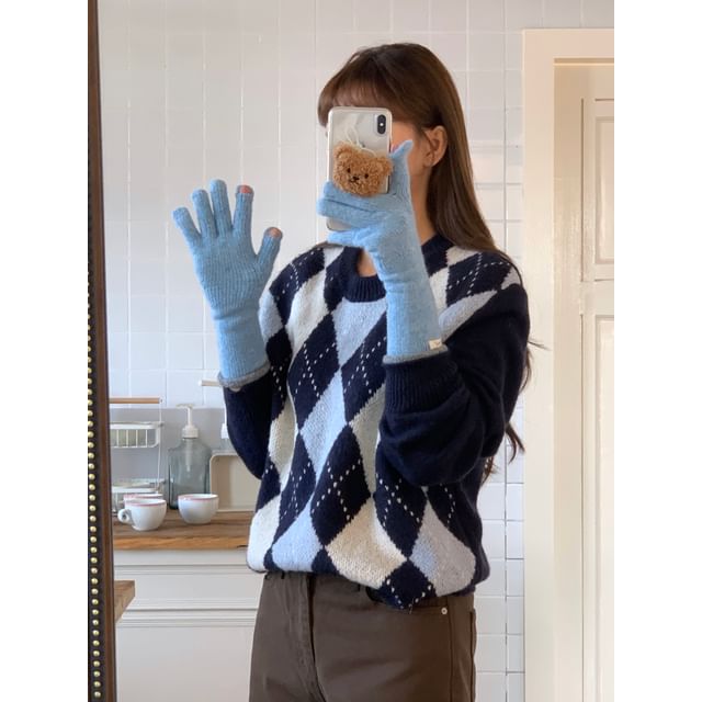 Knit Trim Gloves Contrast Applique