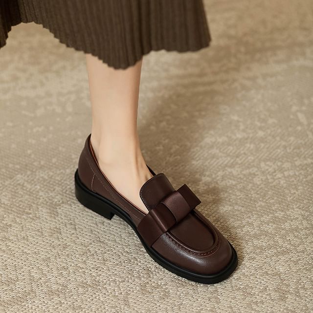 Accent Plain Leather Bow Faux Loafers