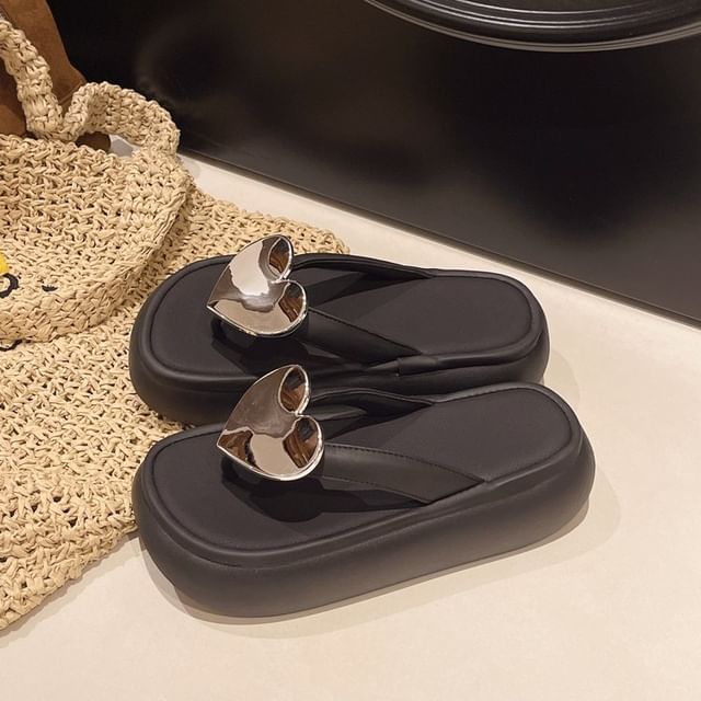 Heart Flip Accent Platform Flops