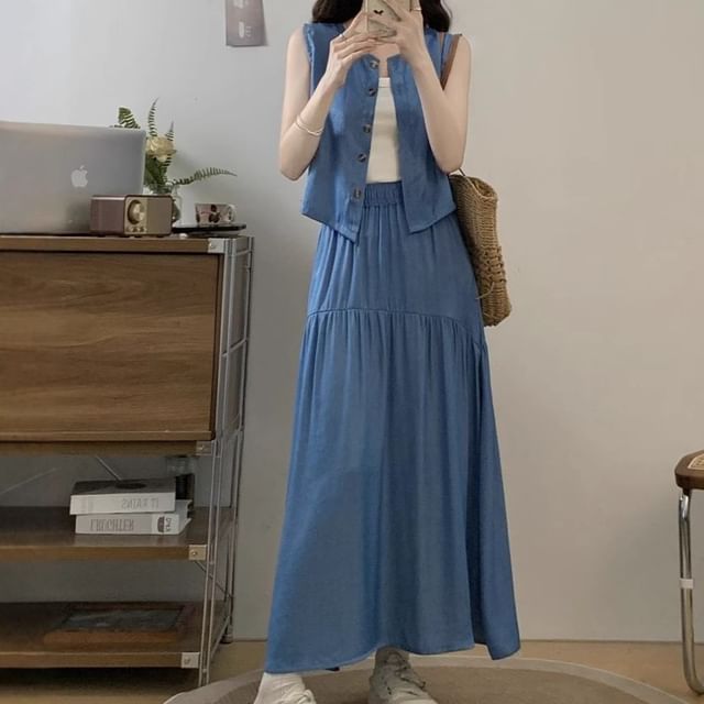 Set: Washed Denim Vest with High-Waist Gathered Maxi Flared Skirt