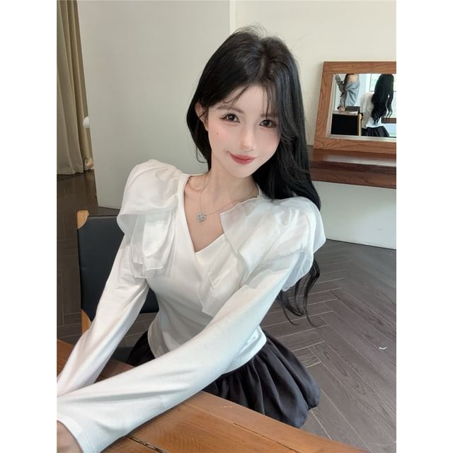 Plain Ruffle-Panel V-Neck Sleeved T-Shirt