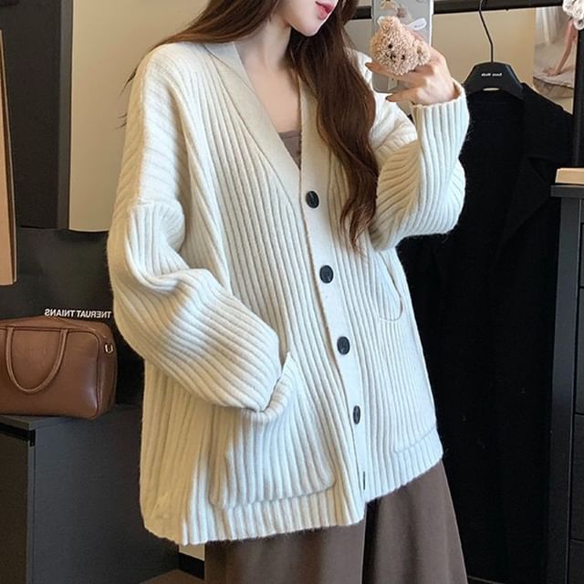 Ribbed Knit V-Neck Cardigan