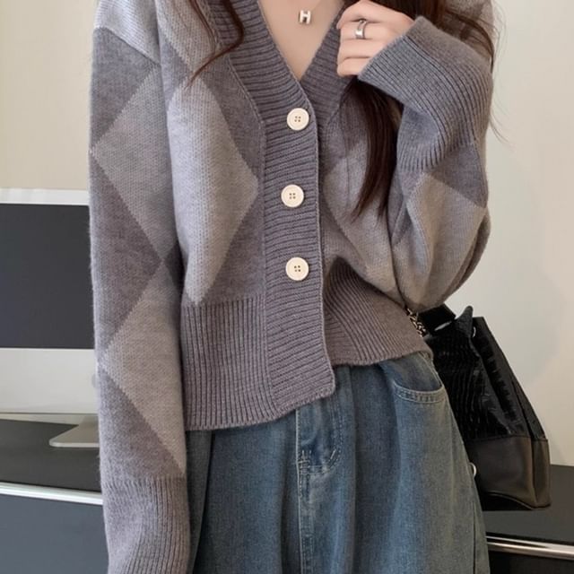 Argyle V-Neck Cardigan