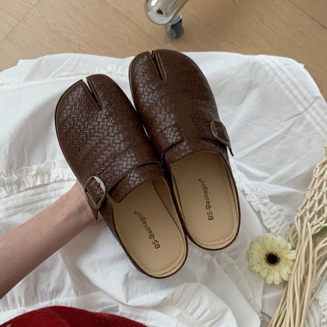 Split Toe Plain Buckled Faux Leather Flat Mules