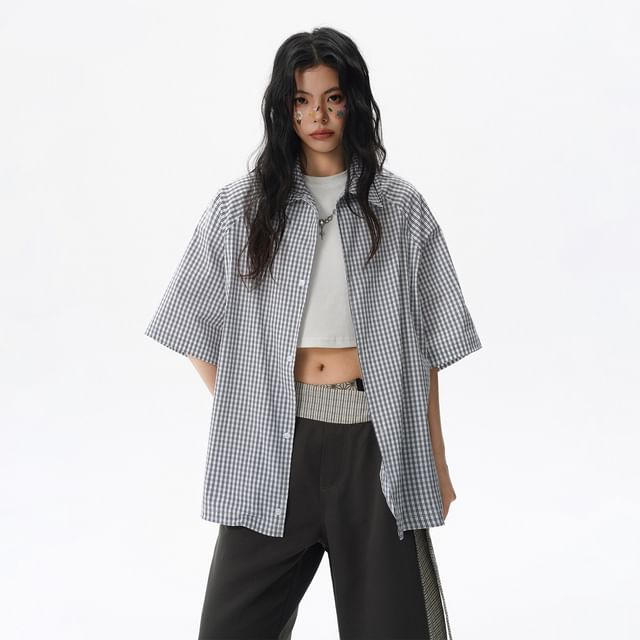 Short-Sleeve Collared Plaid Oversized Shirt