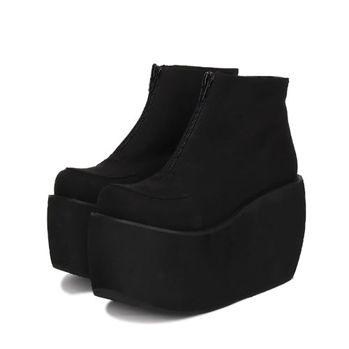 Classic Lolita Platform Boots with Front Zipper in Black