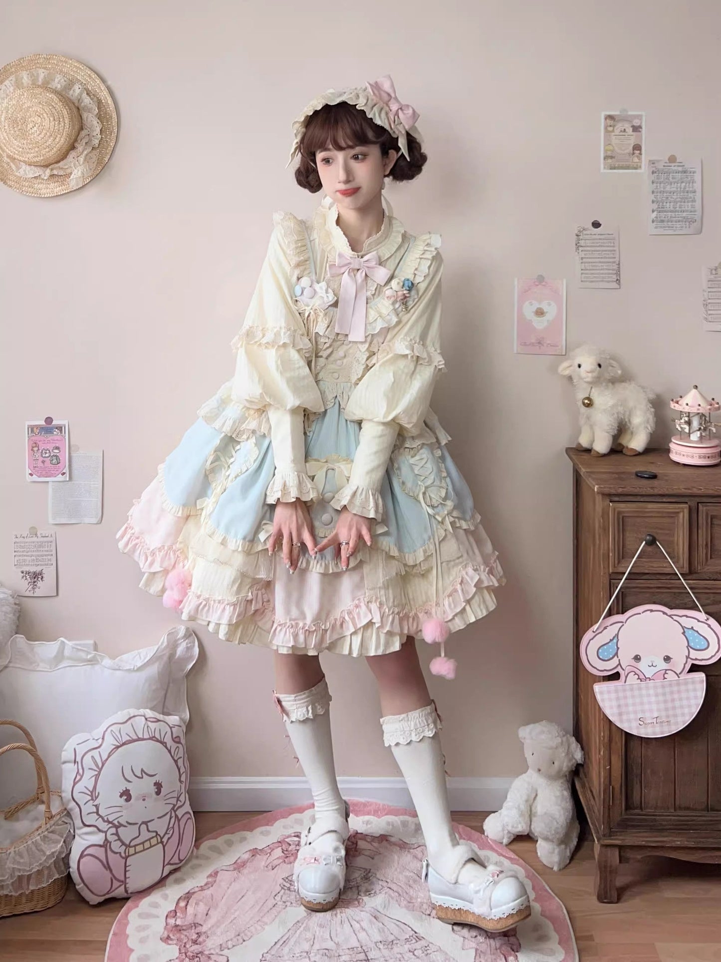 Short Version Sweet Lolita JSK with Lace and Bow