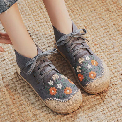 Elegant Embroidery Floral Lace up Canvas Boots