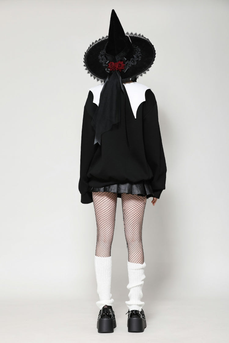 Monochrome Gothic Vintage Sweatshirt with Peter Pan Collar and Long Sleeves