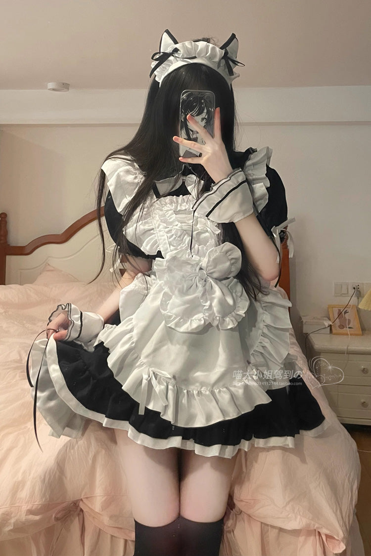 Black/White Maid Ruffled Sleeve Plus Size Sweet Lolita Gown
