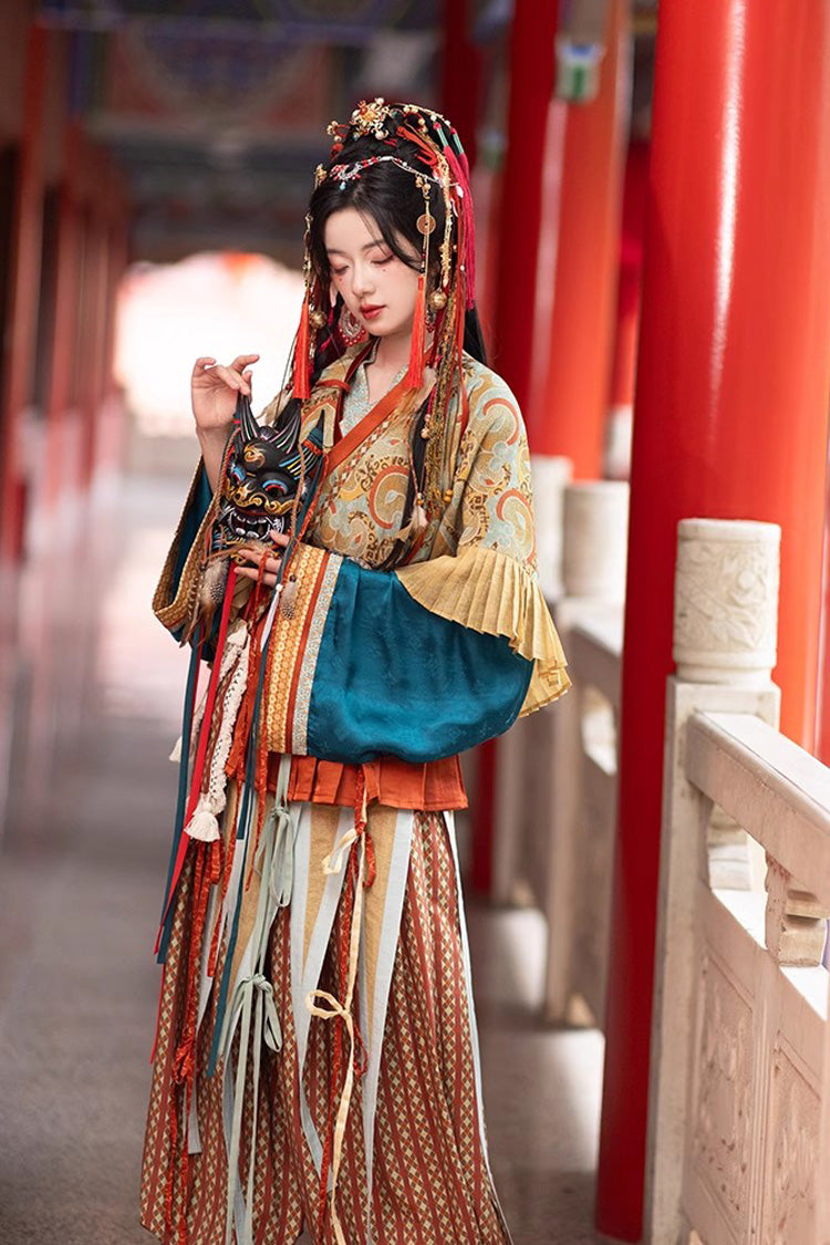 Classic Hanfu Set with Embroidered Ruffles
