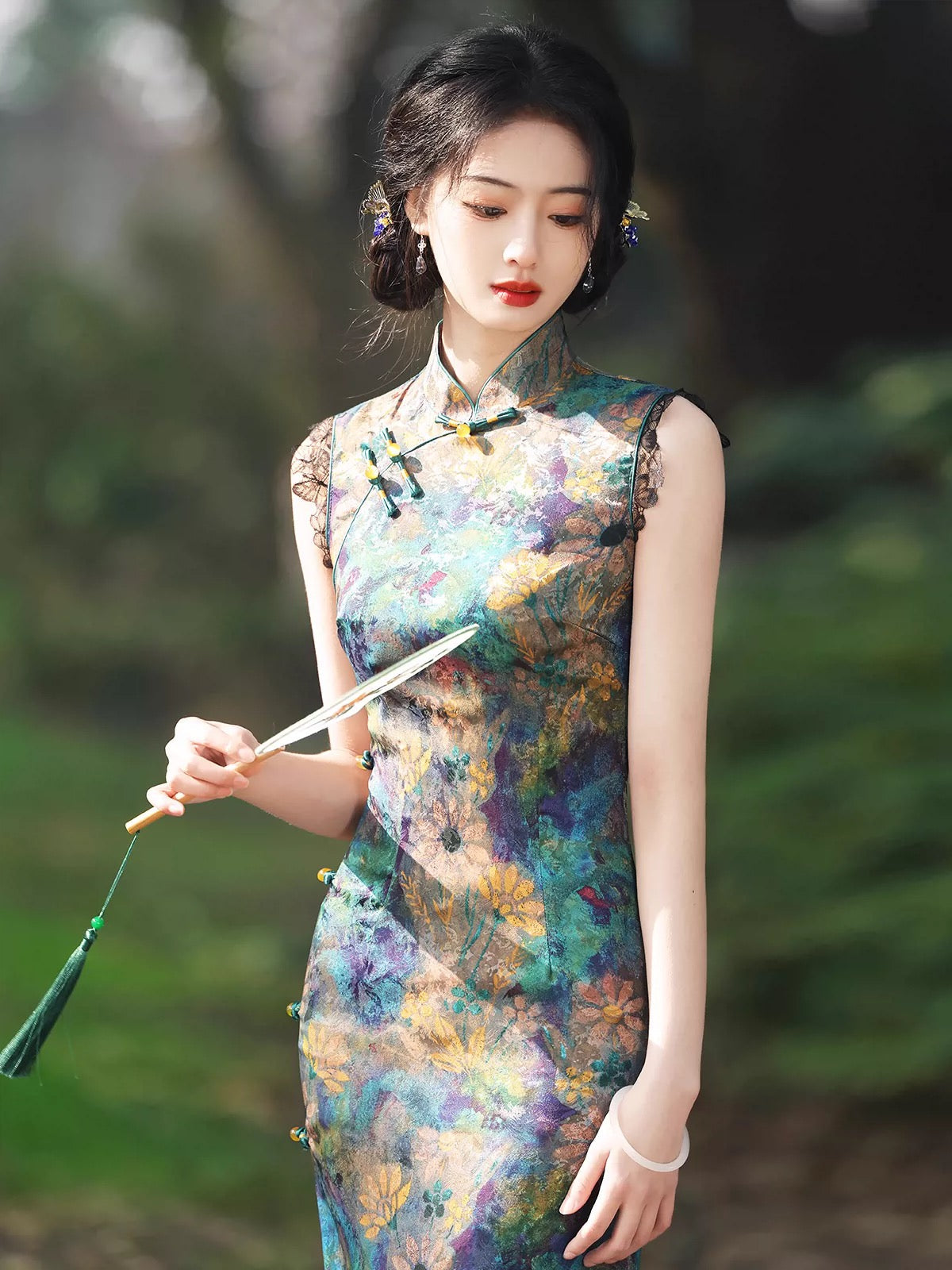 Retro Floral Sleeveless Long Cheongsam