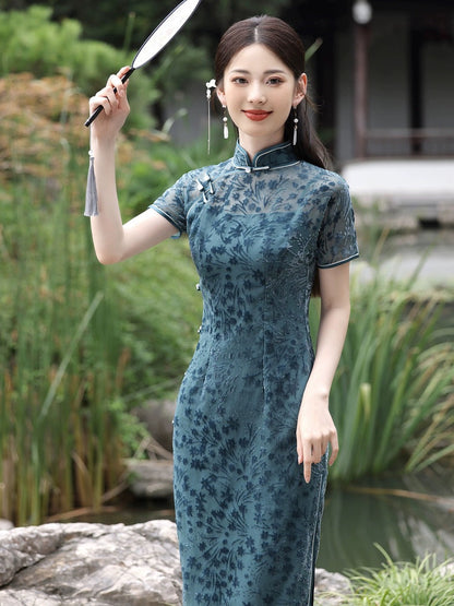 Moonflower Elegant Cheongsam