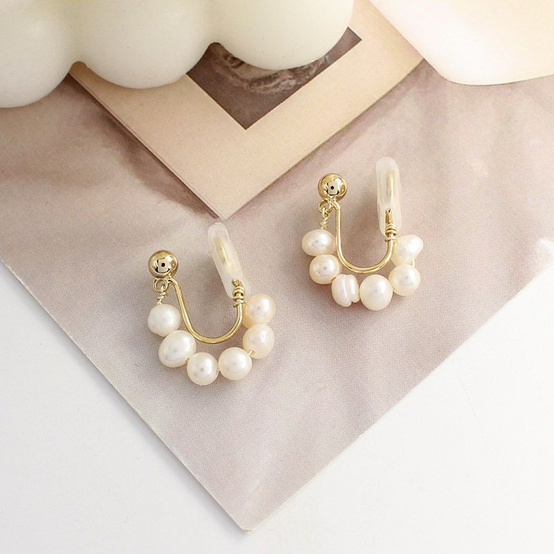 Clip-On Pearl Drop / Earring Faux