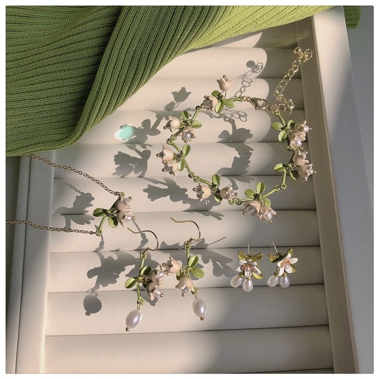/ Flower Bracelet Necklace Pearl Earring Hook Faux Stud