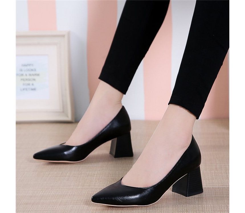 Pointy-Toe Pumps Chunky-Heel