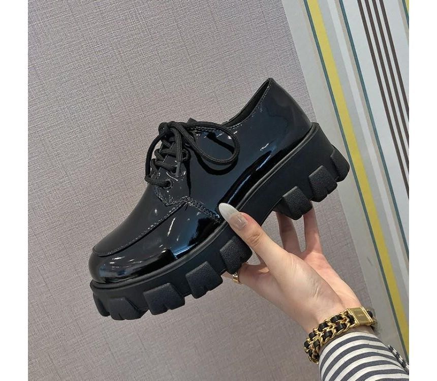 Lace-Up Patent Platform Shoes