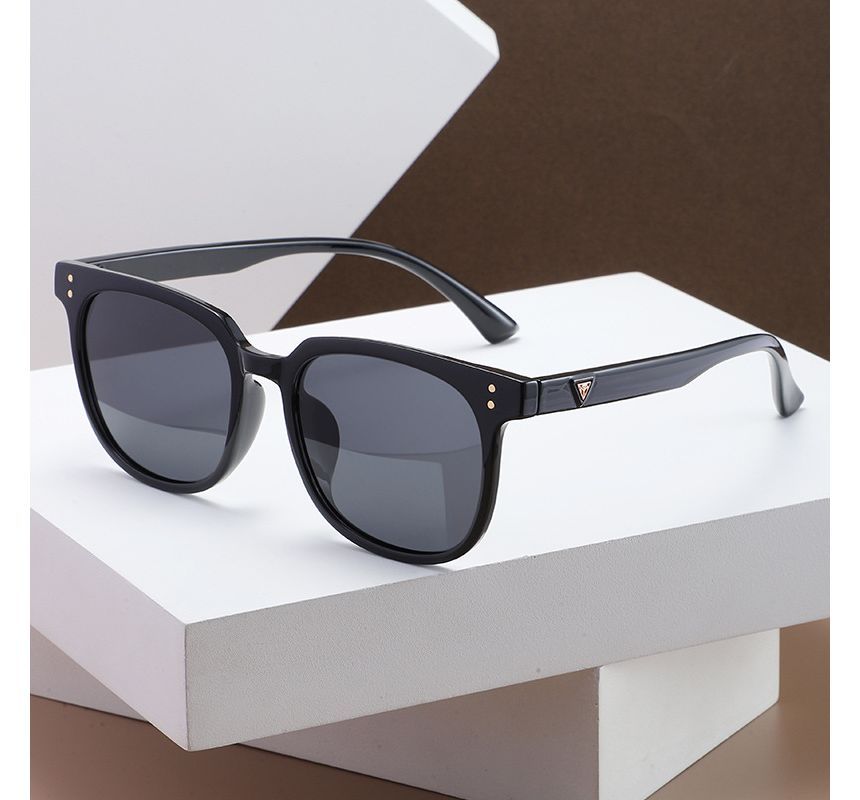 Sunglasses Square