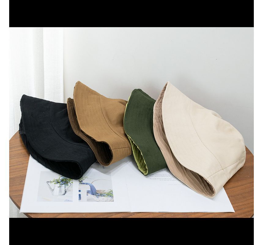 Bucket Wavy Hat Reversible Plain Texture