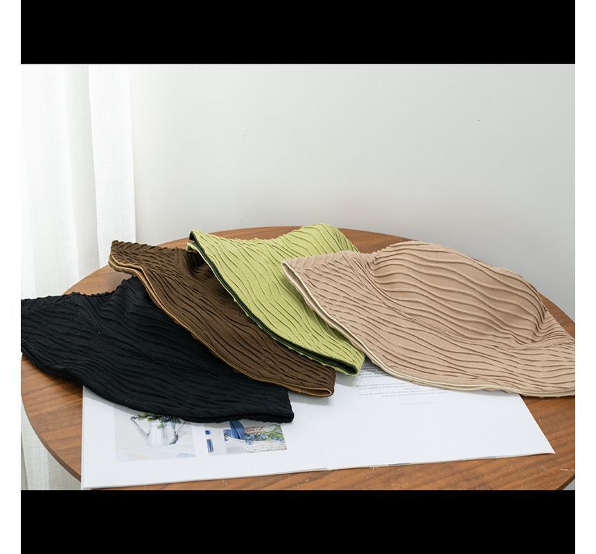 Bucket Wavy Hat Reversible Plain Texture